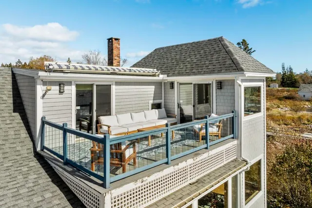 $2,250,000 | 22 Gray Road, Southport, ME 04576