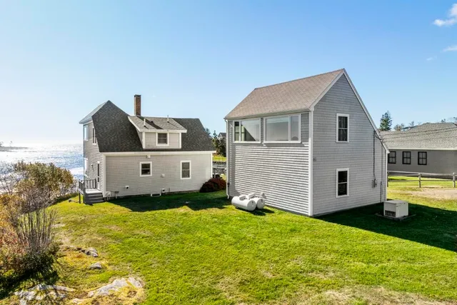 $2,250,000 | 22 Gray Road, Southport, ME 04576