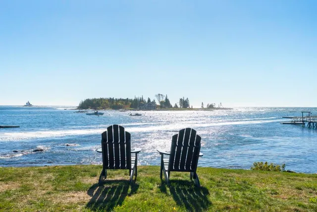 $2,250,000 | 22 Gray Road, Southport, ME 04576