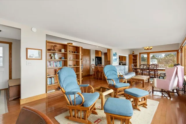 $2,250,000 | 22 Gray Road, Southport, ME 04576