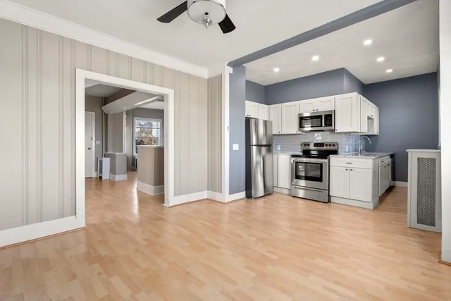 $2,600 | 73 Grovers Avenue, Unit 1, Winthrop, MA 02152