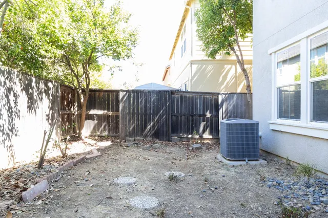 $385,000 | 9390 Vintner Circle, Patterson, CA 95363