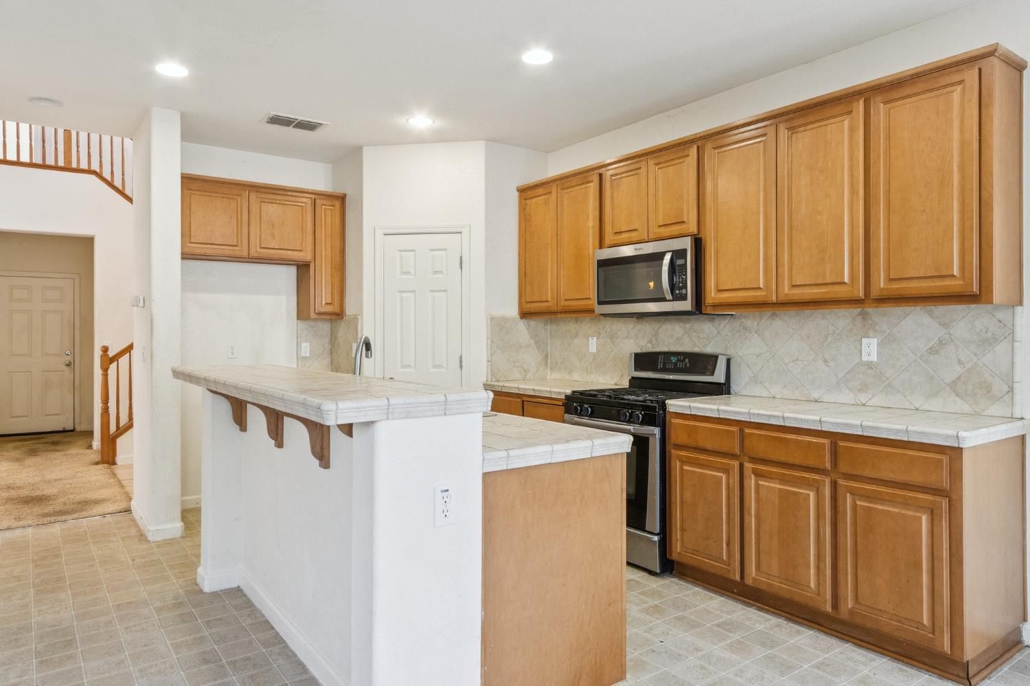 9390 Vintner Circle Patterson, CA 95363 - Photo 9 of 28