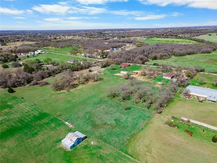 $200,000 | 1 Peden Road, Azle, TX 76020