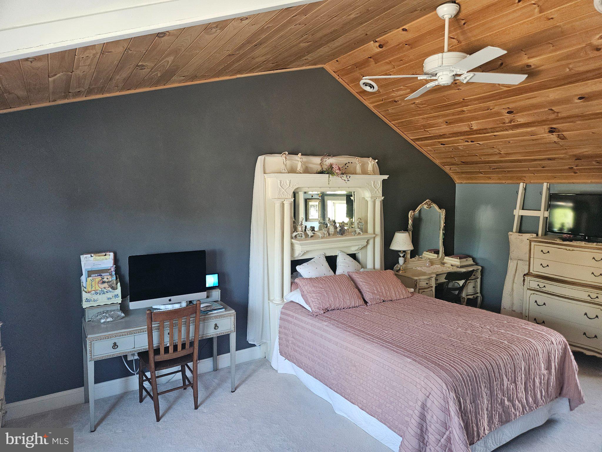 202 Central Avenue Ridgely, MD 21660 - Photo 14 of 22 Charming retreat with rustic elegance.