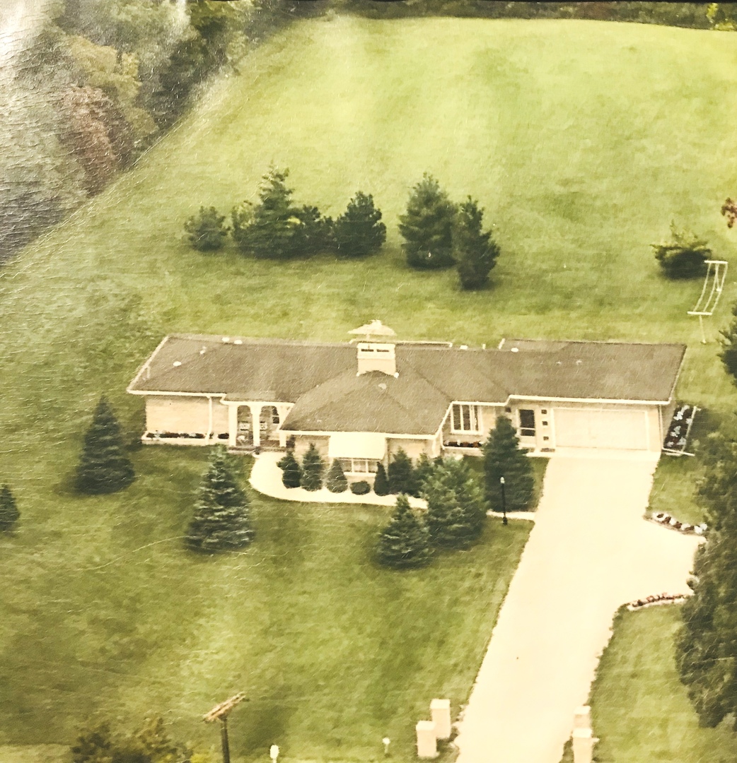 1812 East Burville Road Crete, IL 60417 - Photo 1 of 14