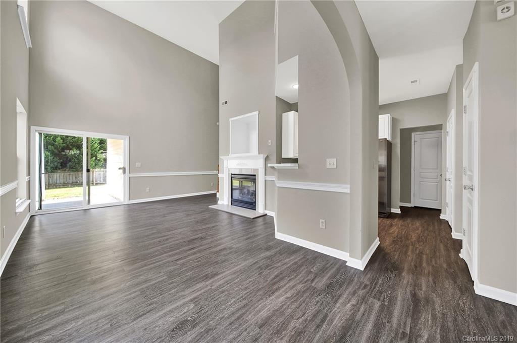 2535 Fossil Stone Lane Fort Mill, SC 29708 - Photo 4 of 38