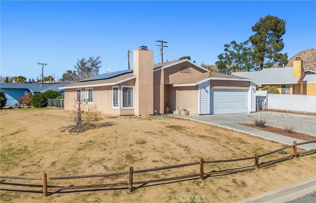 $370,000 | 16422 Tolowa Road, Apple Valley, CA 92307