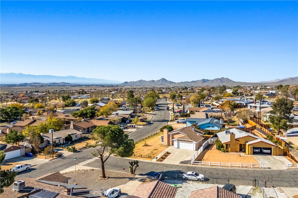 16422 Tolowa Road Apple Valley, CA 92307 - Photo 33 of 35