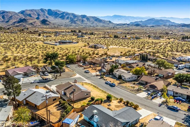 $370,000 | 16422 Tolowa Road, Apple Valley, CA 92307