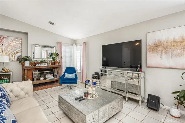 $370,000 | 16422 Tolowa Road, Apple Valley, CA 92307