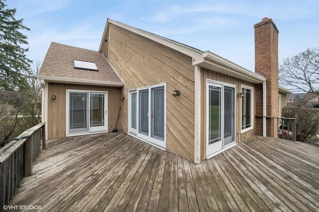 $620,000 | 13 Chipping Campden Drive, South Barrington, IL 60010