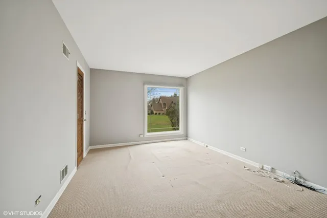 $620,000 | 13 Chipping Campden Drive, South Barrington, IL 60010