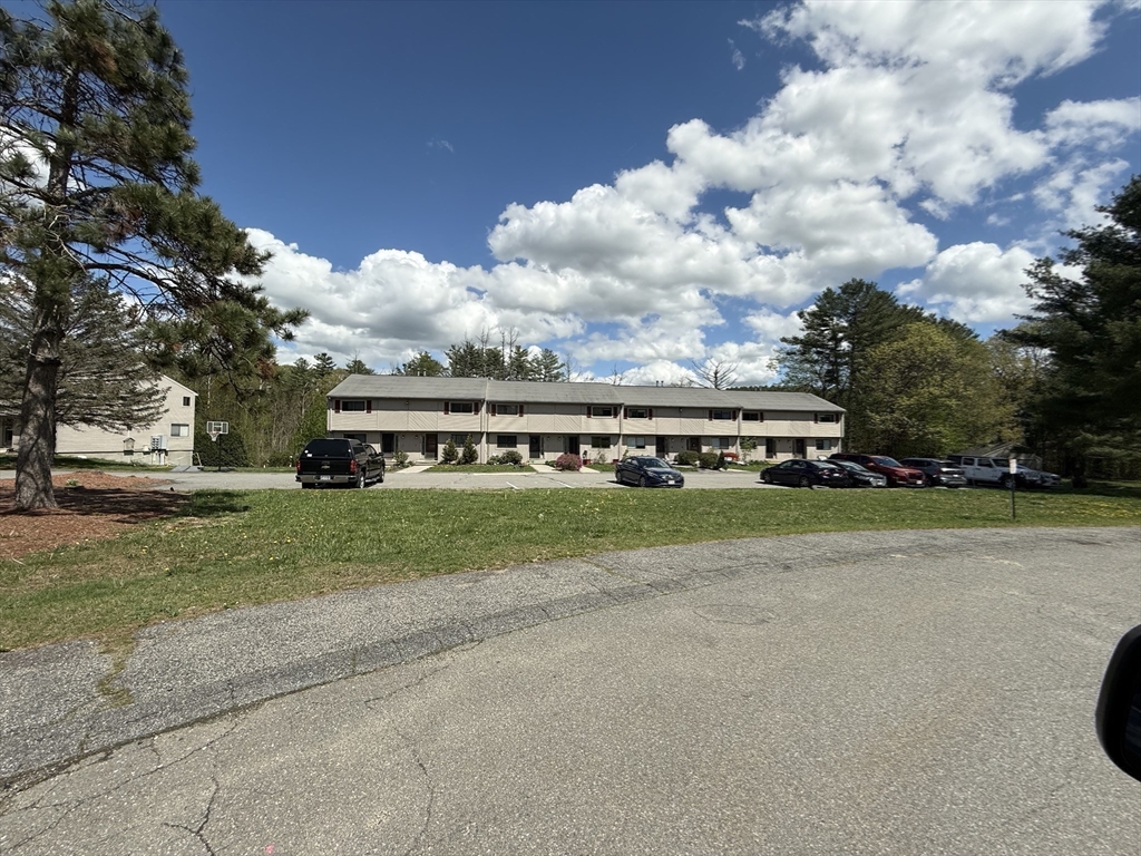 28 Southbridge Road, Unit 304 Charlton, MA 01507 - Photo 20 of 22 Gallery Image 20