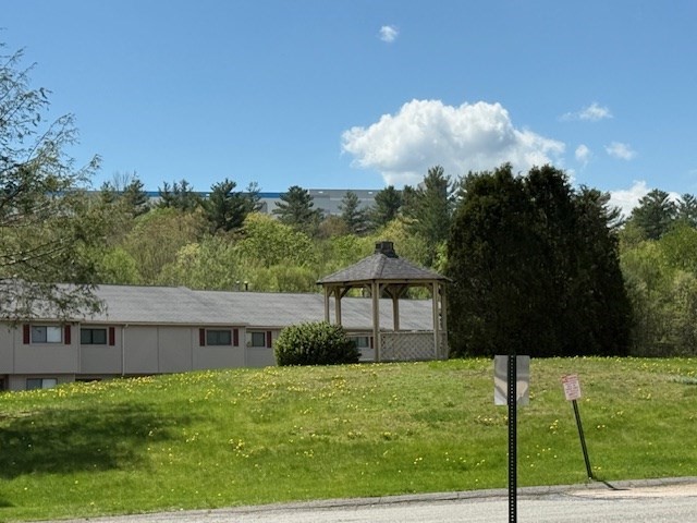 28 Southbridge Road, Unit 304 Charlton, MA 01507 - Photo 21 of 22 Gallery Image 21