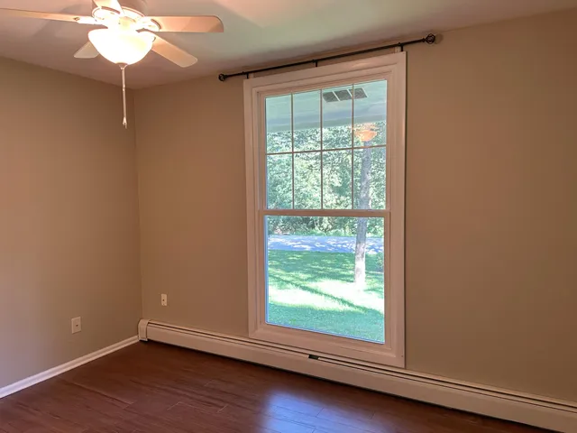 $2,200 | 856 Brickley Drive, Fontana, WI 53125