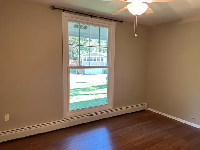 $2,200 | 856 Brickley Drive, Fontana, WI 53125