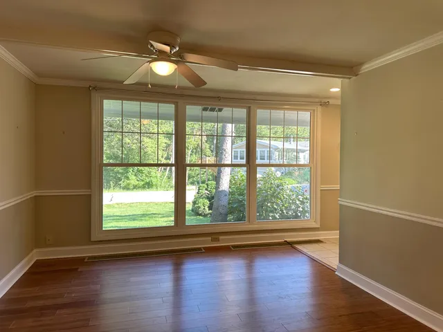 $2,200 | 856 Brickley Drive, Fontana, WI 53125