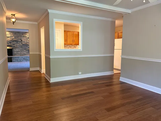 $2,200 | 856 Brickley Drive, Fontana, WI 53125