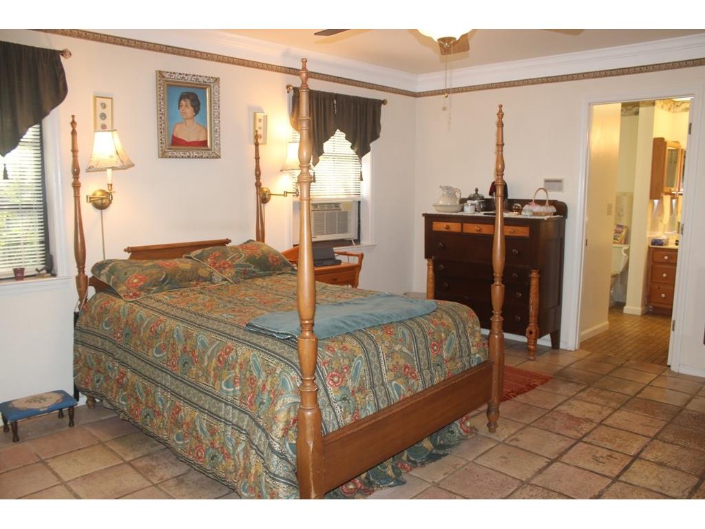 700 Cypress Road Vero Beach, FL 32963 - Photo 20 of 25 Gallery Image 20