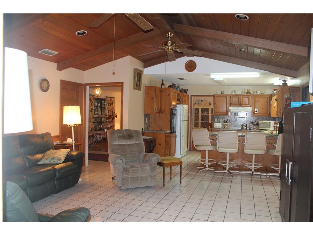700 Cypress Road Vero Beach, FL 32963 - Photo 8 of 25 Gallery Image 8