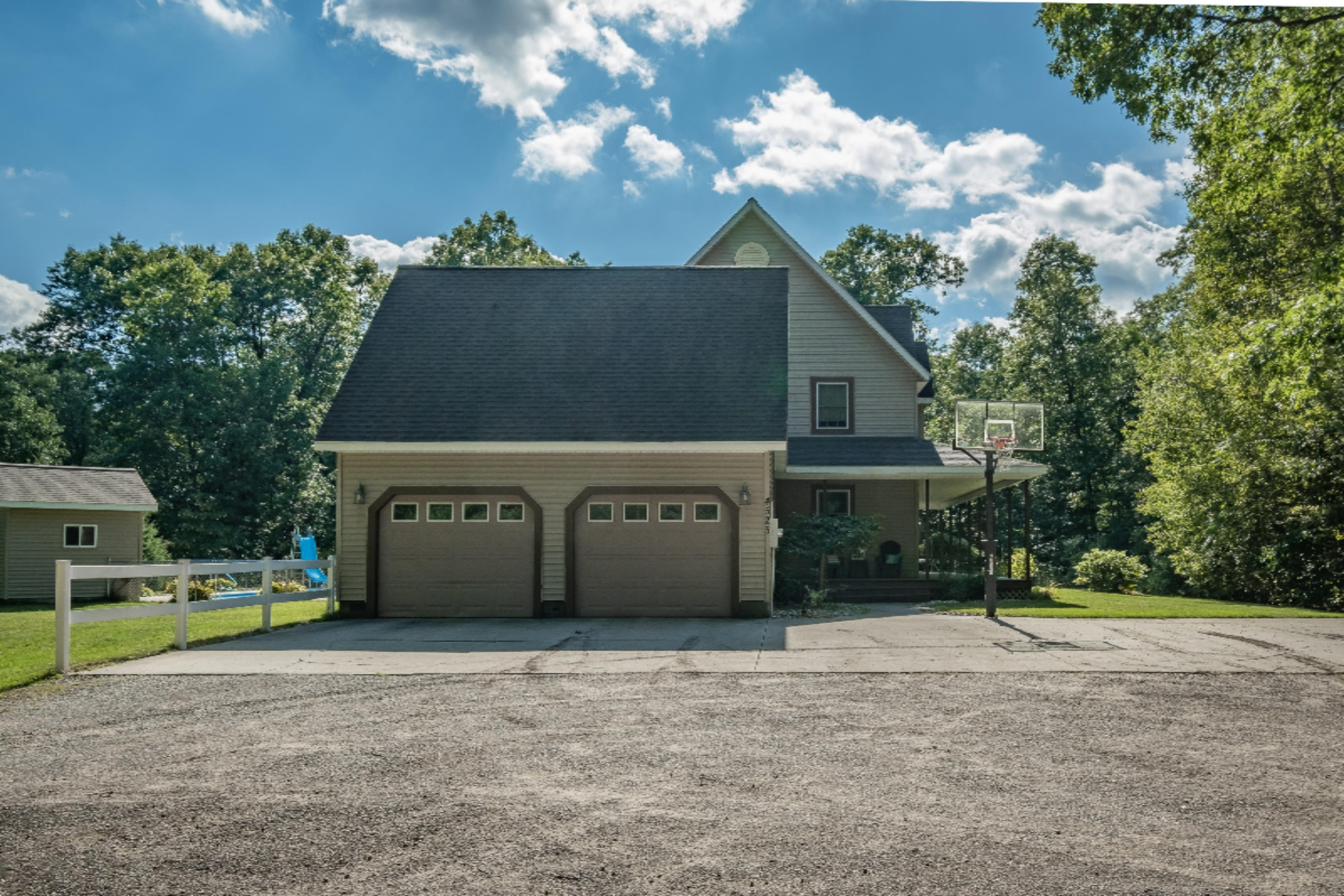 4525 Hall Road Muskegon, MI 49442 - Photo 5 of 52 Photo-12