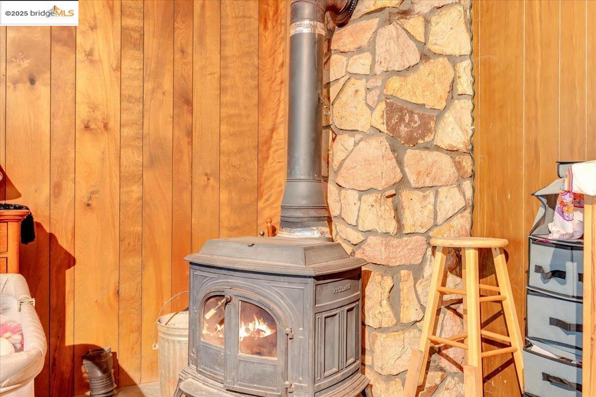 25300 Italian Bar Road Columbia, CA 95310 - Photo 12 of 60 a utility room with a sink dryer and washer