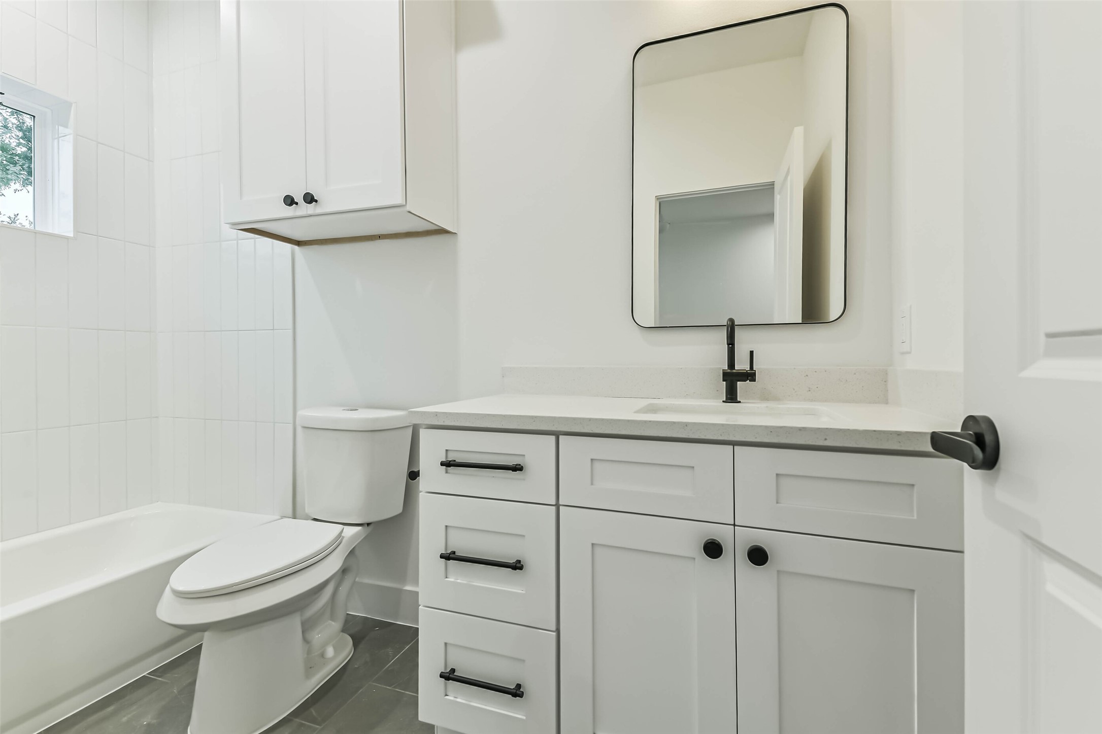 7709 Earl Rudder Way Houston, TX 77055 - Photo 18 of 34