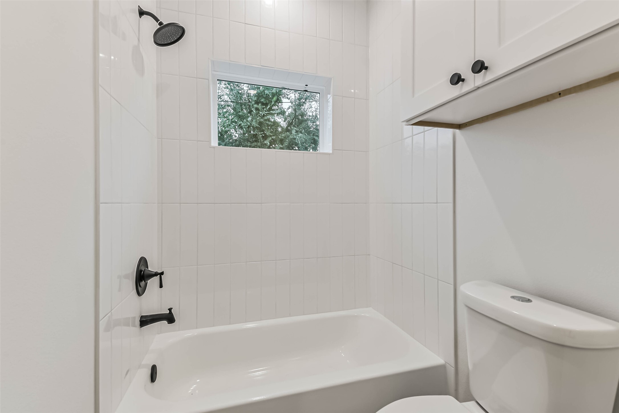 7709 Earl Rudder Way Houston, TX 77055 - Photo 19 of 34