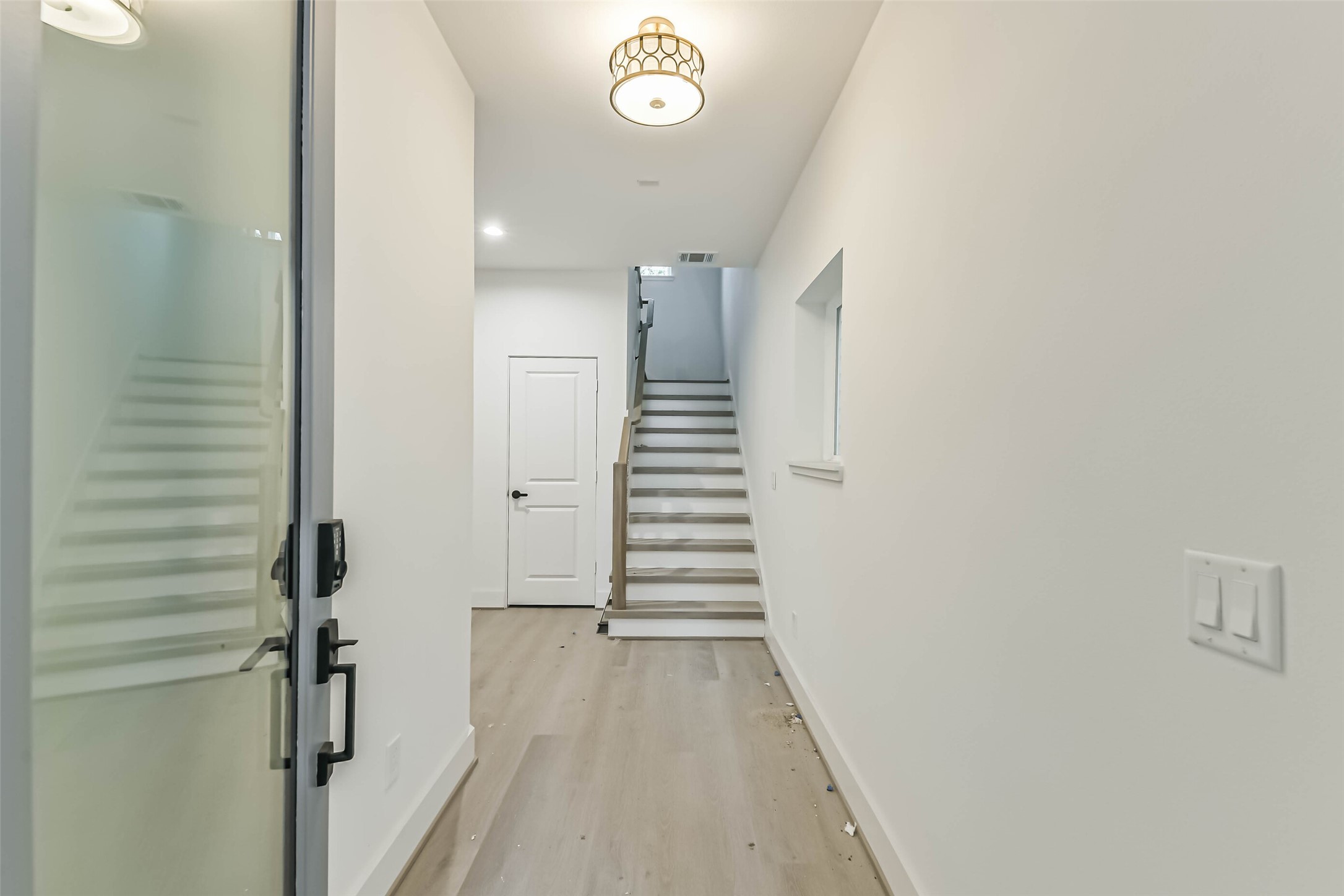 7709 Earl Rudder Way Houston, TX 77055 - Photo 3 of 34