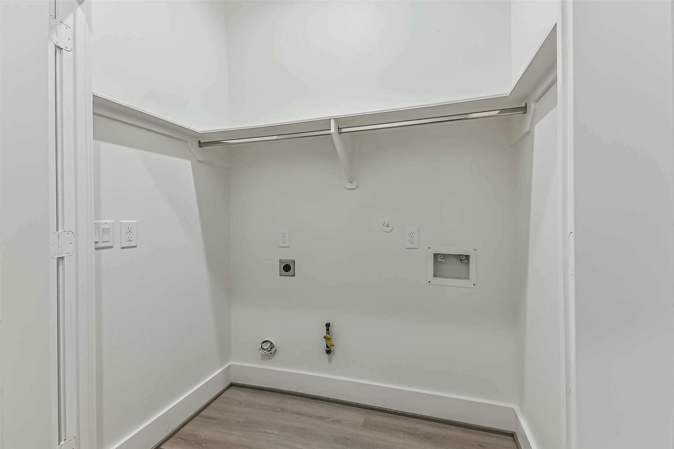 7709 Earl Rudder Way Houston, TX 77055 - Photo 31 of 34