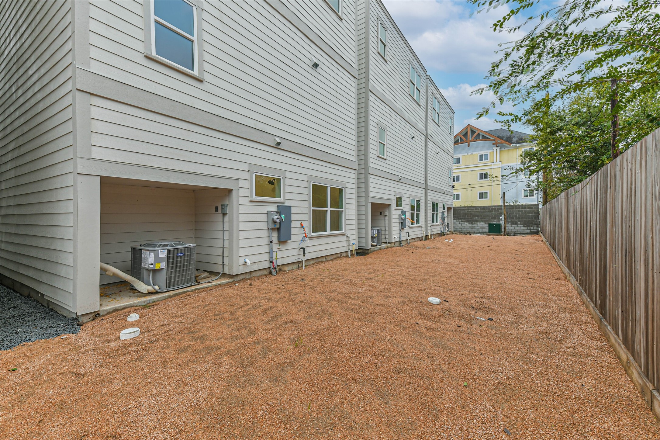 7709 Earl Rudder Way Houston, TX 77055 - Photo 33 of 34