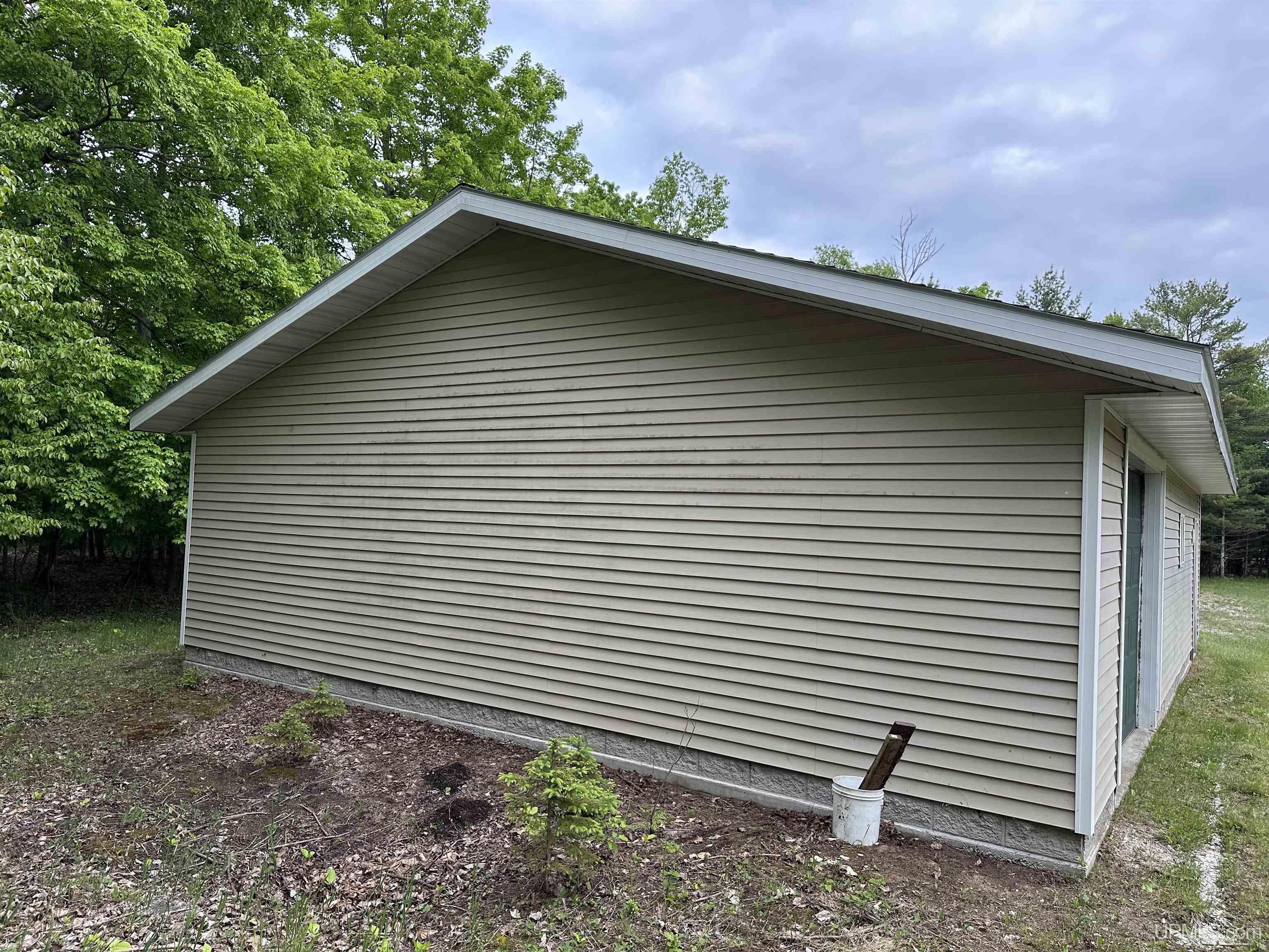 Tbd Tbd 17th Harbor Rd Garden Garden, MI 49835 - Photo 7 of 20