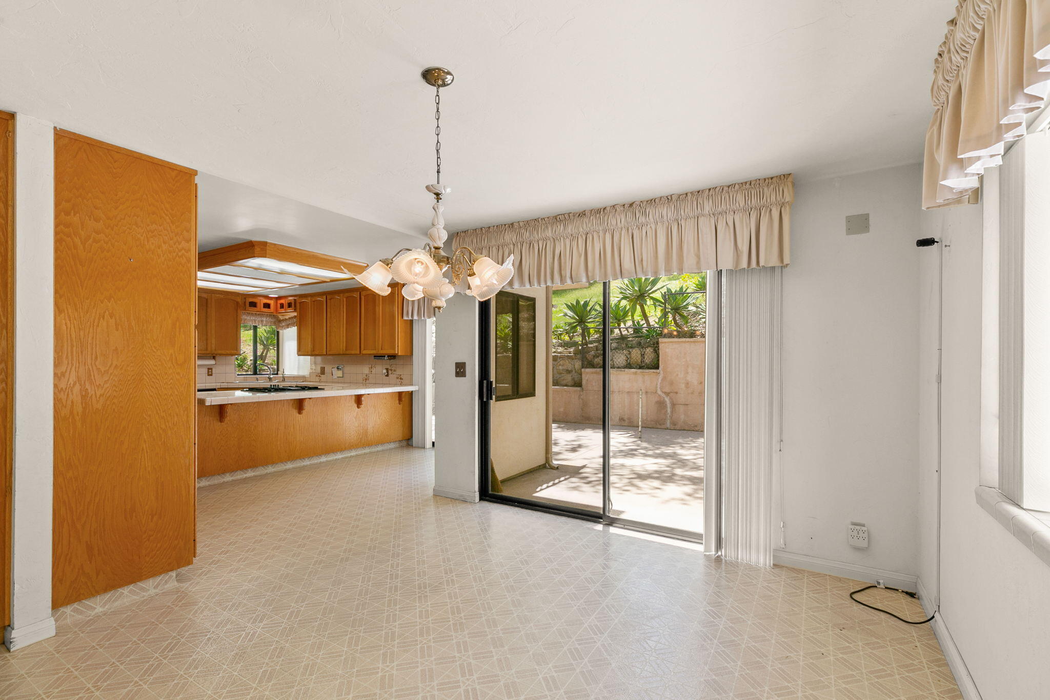 1920 Sycamore Canyon Road Santa Barbara, CA 93108 - Photo 25 of 66 26-web-or-mls-UpmarketMedia_1920Syc-31