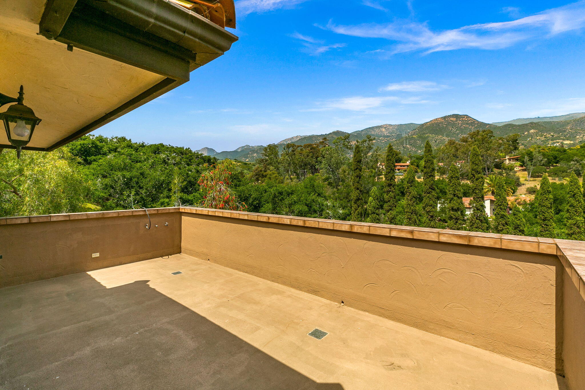 1920 Sycamore Canyon Road Santa Barbara, CA 93108 - Photo 33 of 66 34-web-or-mls-UpmarketMedia_1920Syc-52