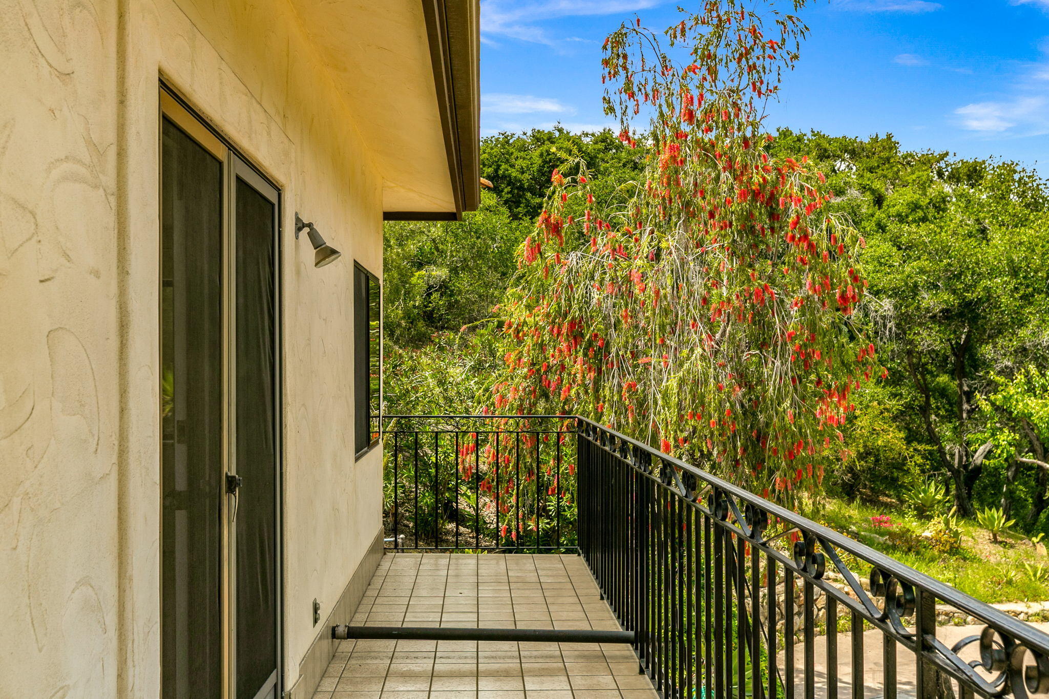 1920 Sycamore Canyon Road Santa Barbara, CA 93108 - Photo 38 of 66 39-web-or-mls-UpmarketMedia_1920Syc-49