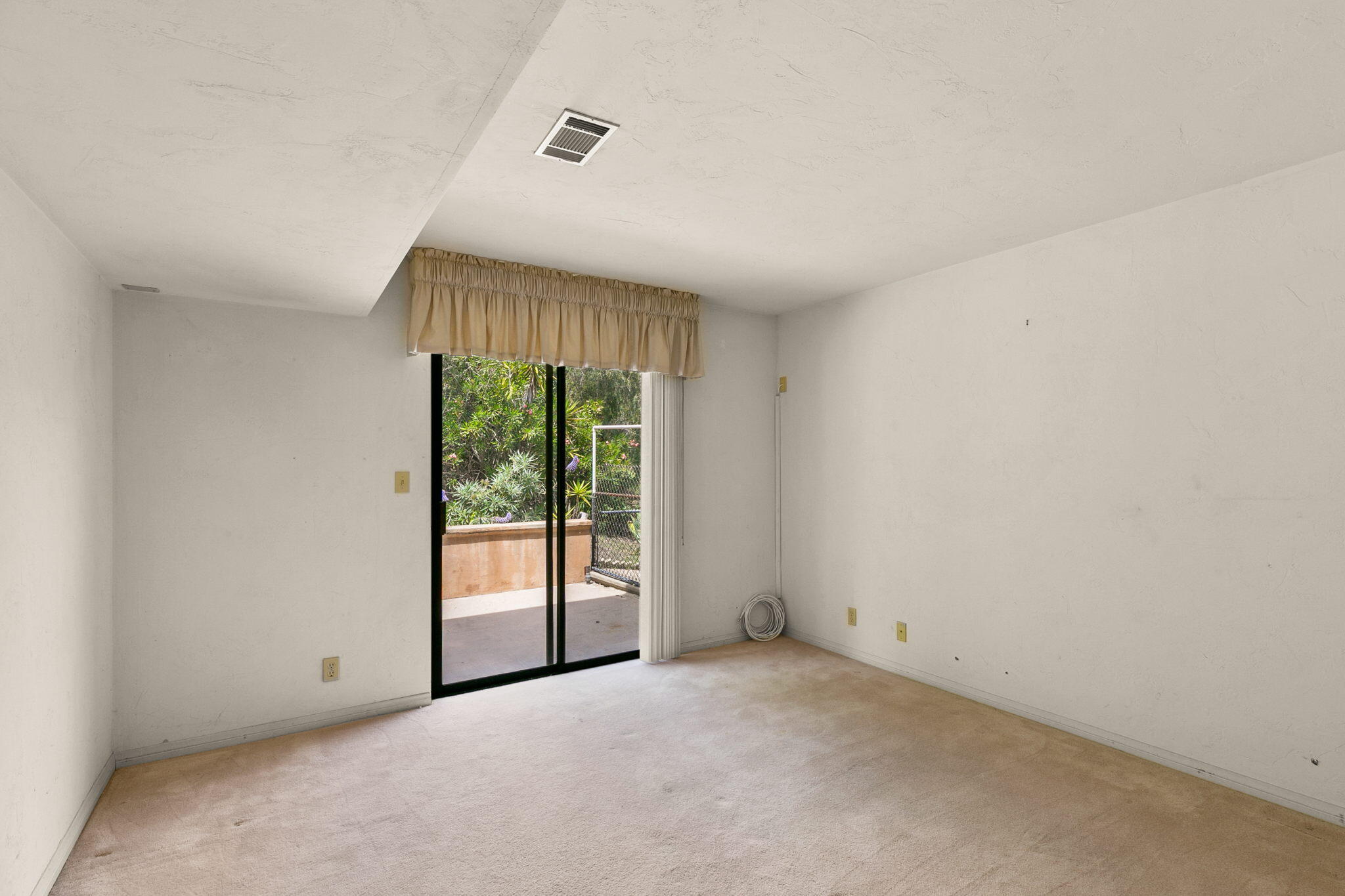 1920 Sycamore Canyon Road Santa Barbara, CA 93108 - Photo 42 of 66 43-web-or-mls-UpmarketMedia_1920Syc-1