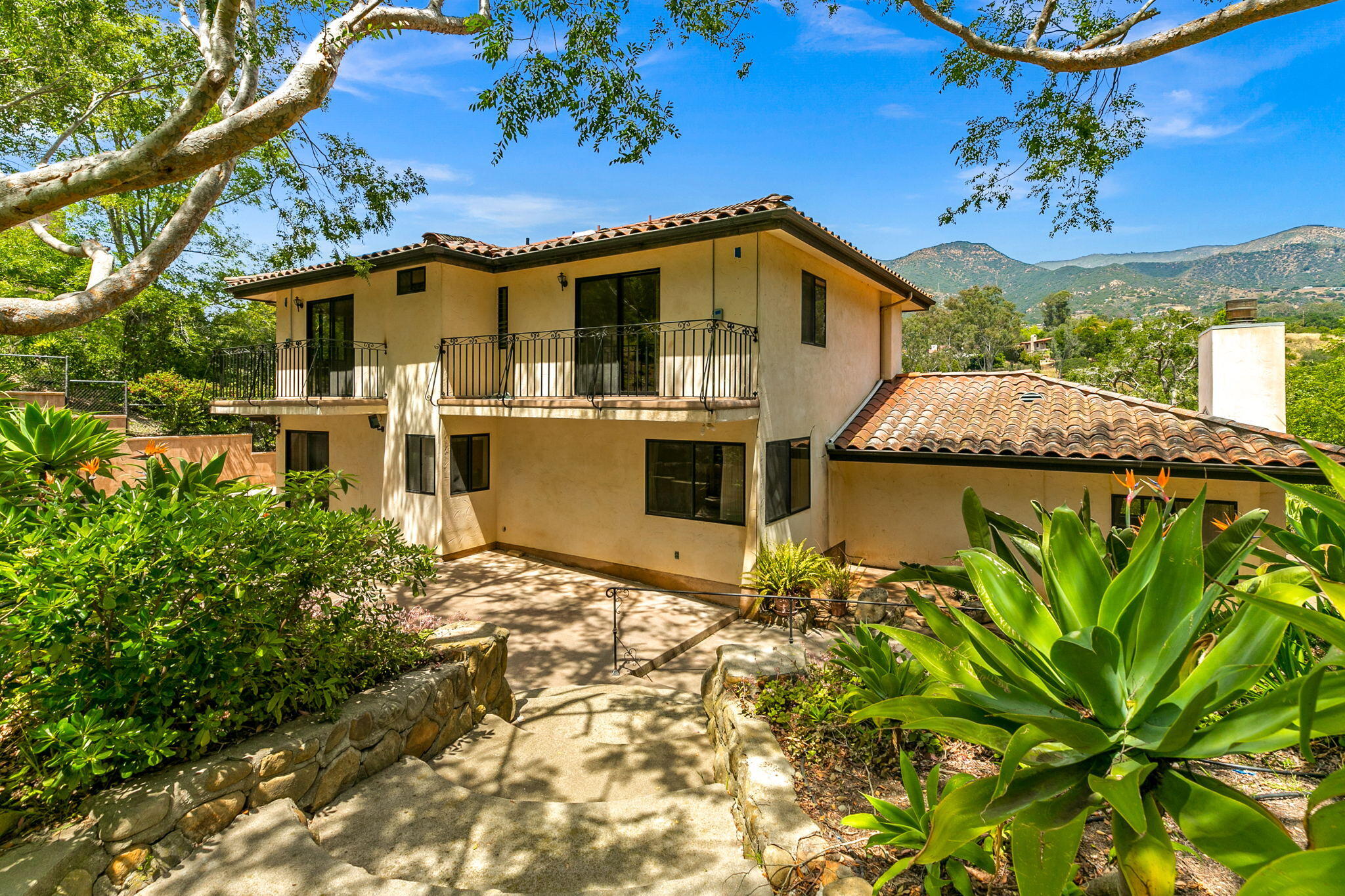 1920 Sycamore Canyon Road Santa Barbara, CA 93108 - Photo 46 of 66 47-web-or-mls-UpmarketMedia_1920Syc-36