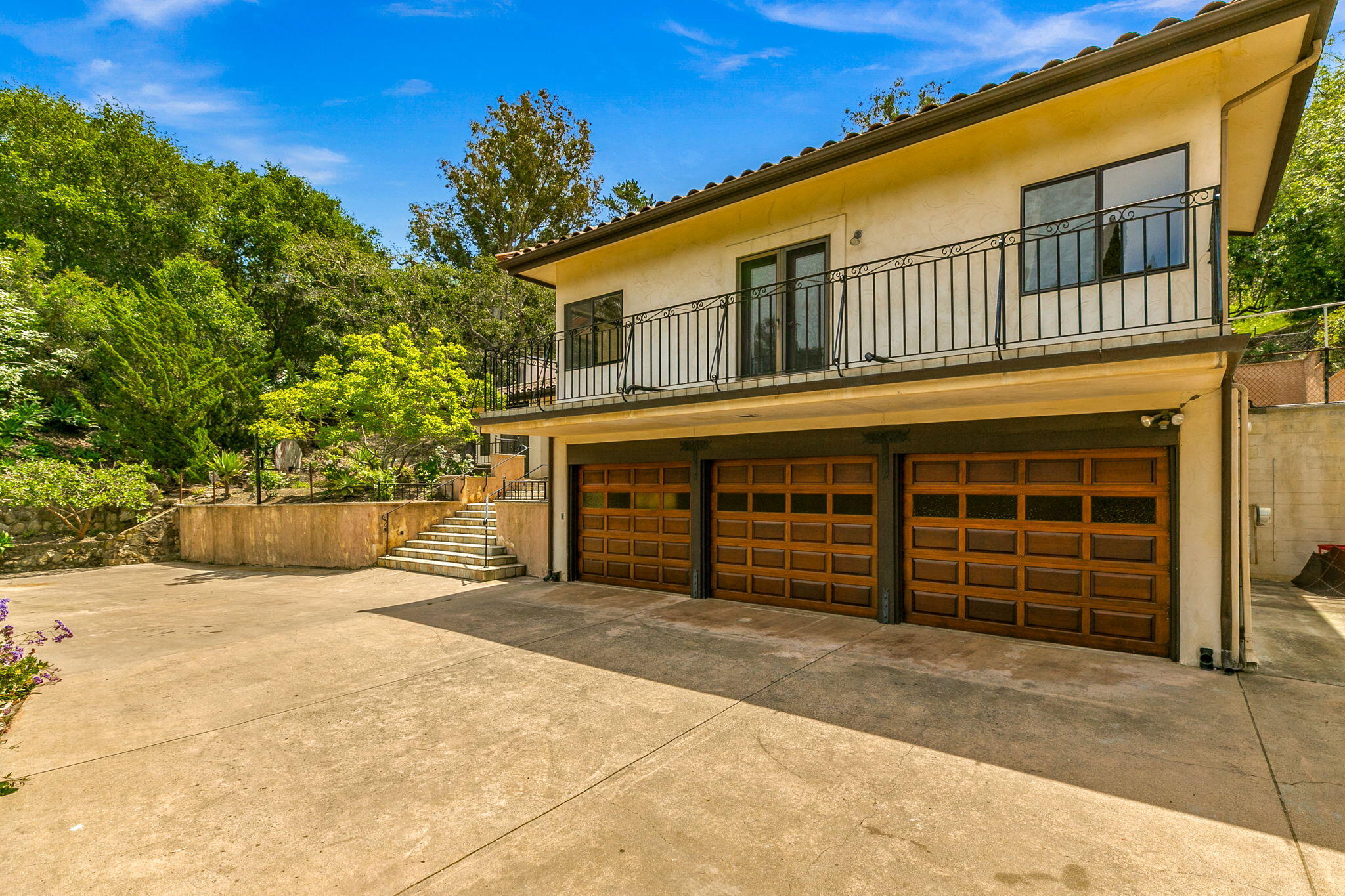 1920 Sycamore Canyon Road Santa Barbara, CA 93108 - Photo 5 of 66 6-web-or-mls-UpmarketMedia_1920Syc-43