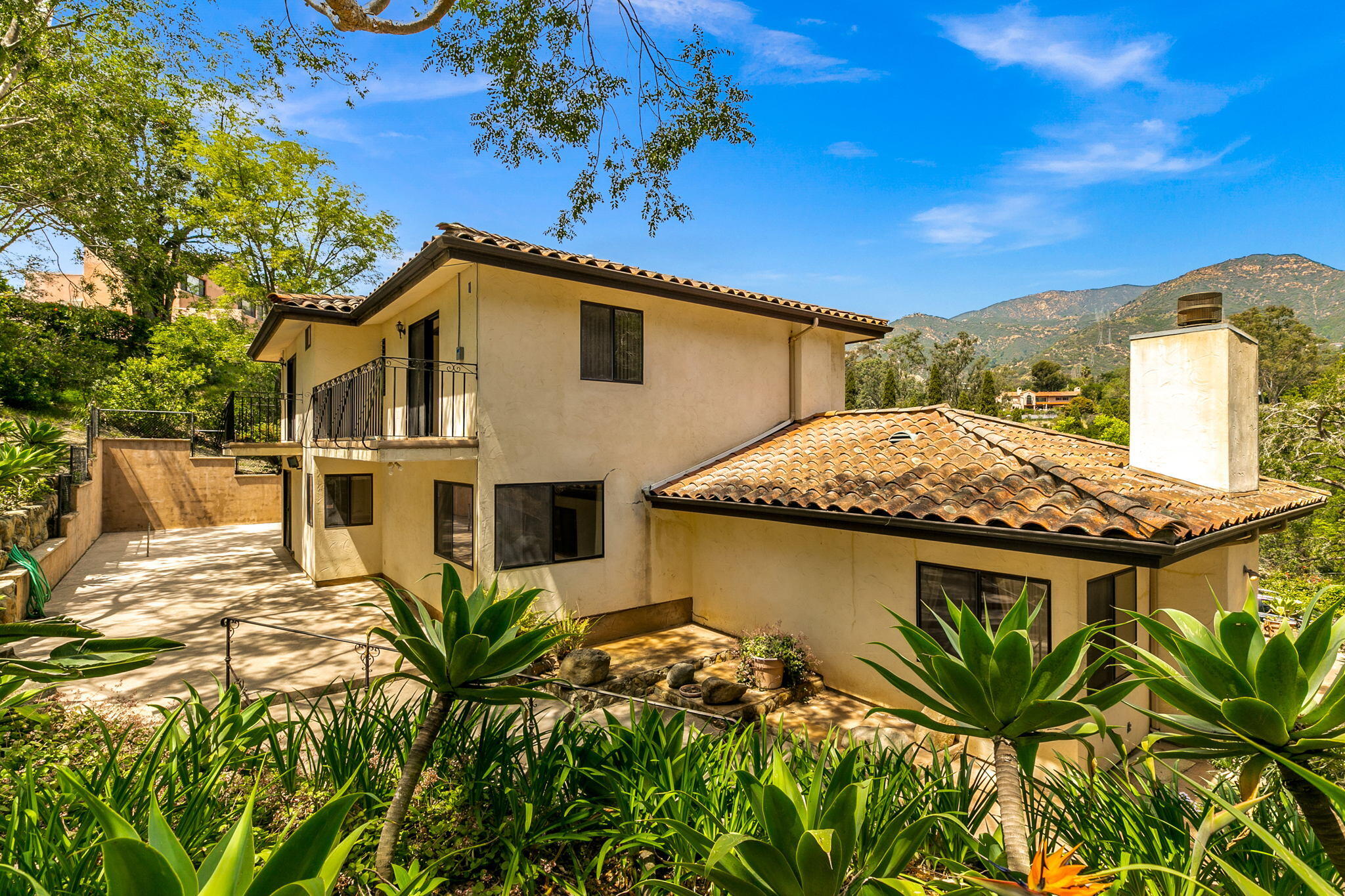 1920 Sycamore Canyon Road Santa Barbara, CA 93108 - Photo 52 of 66 53-web-or-mls-UpmarketMedia_1920Syc-37