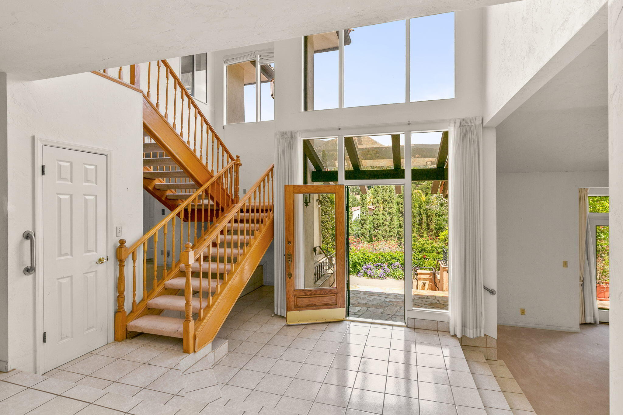 1920 Sycamore Canyon Road Santa Barbara, CA 93108 - Photo 10 of 66 11-web-or-mls-UpmarketMedia_1920Syc-18