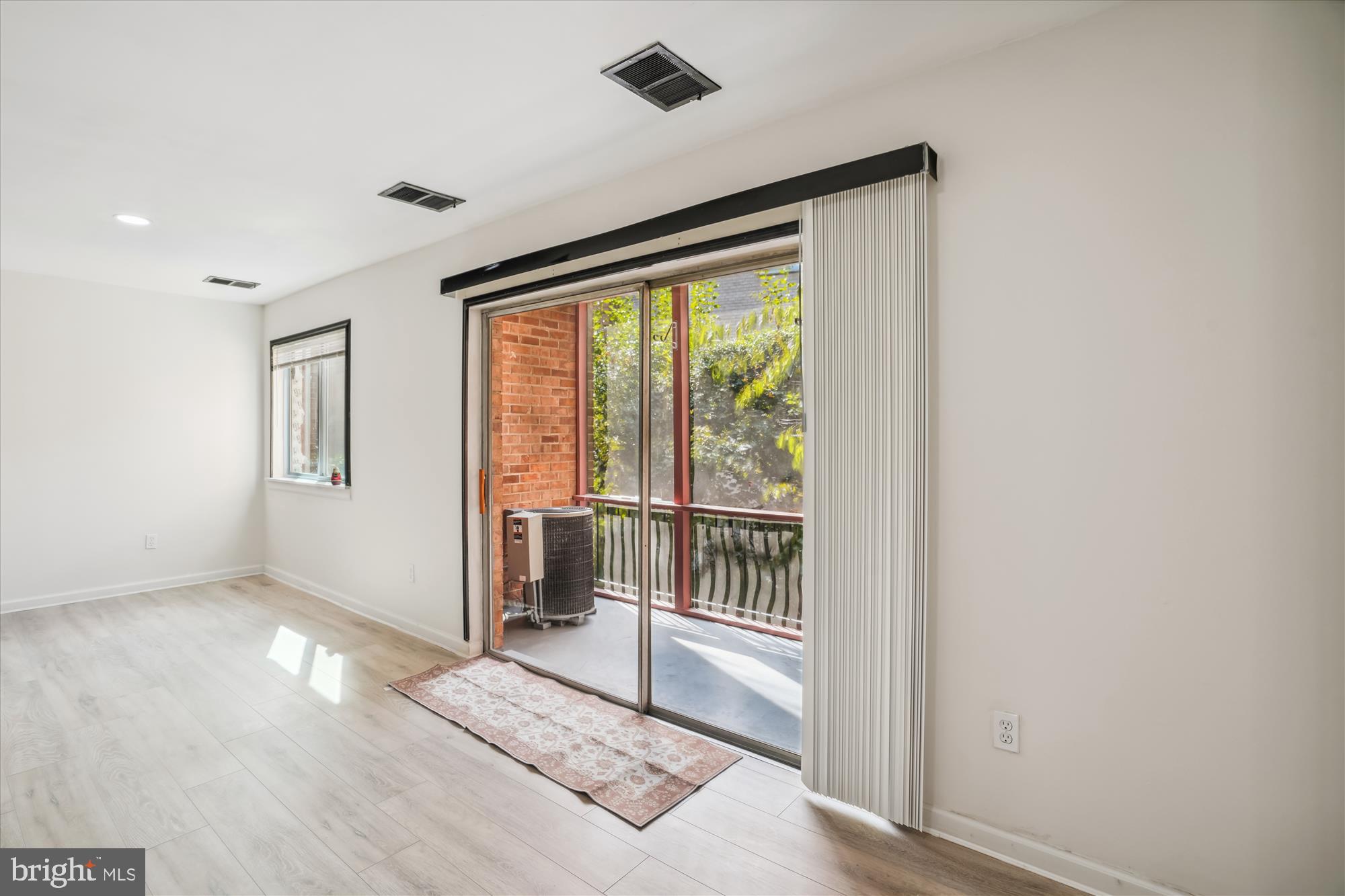 3382 Hewitt Avenue, Unit 201 Silver Spring, MD 20906 - Photo 24 of 32