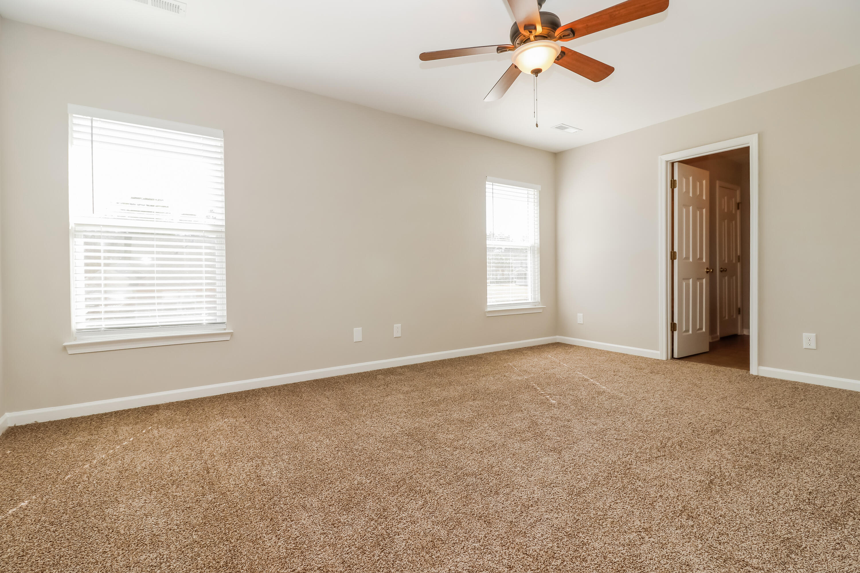 263 Woodbrook Way Moncks Corner, SC 29461 - Photo 14 of 15 1004601.263 Woodbrook Way - Main Bedroom