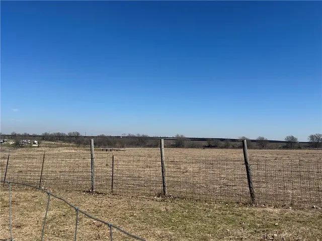 $475,000 | 9796 Highway 190, Rogers, TX 76569