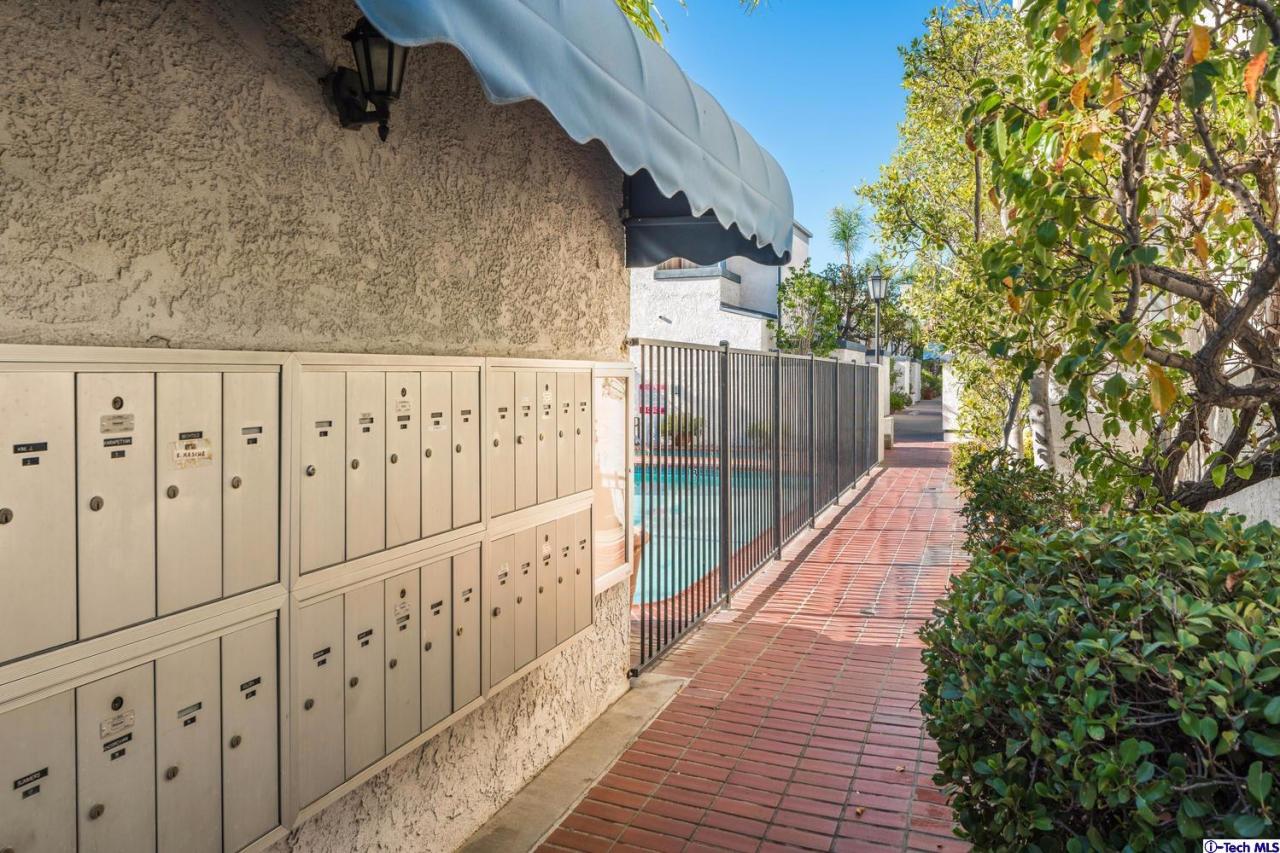 1333 Valley View Road, Unit 11 Glendale, CA 91202 - Photo 2 of 23 Additional Photo