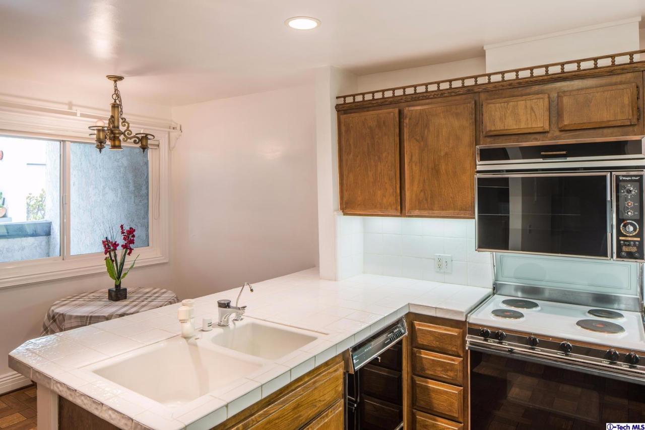 1333 Valley View Road, Unit 11 Glendale, CA 91202 - Photo 15 of 23 Additional Photo