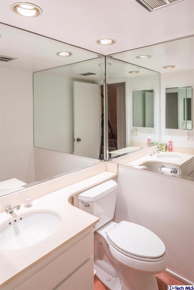 1333 Valley View Road, Unit 11 Glendale, CA 91202 - Photo 16 of 23 Additional Photo
