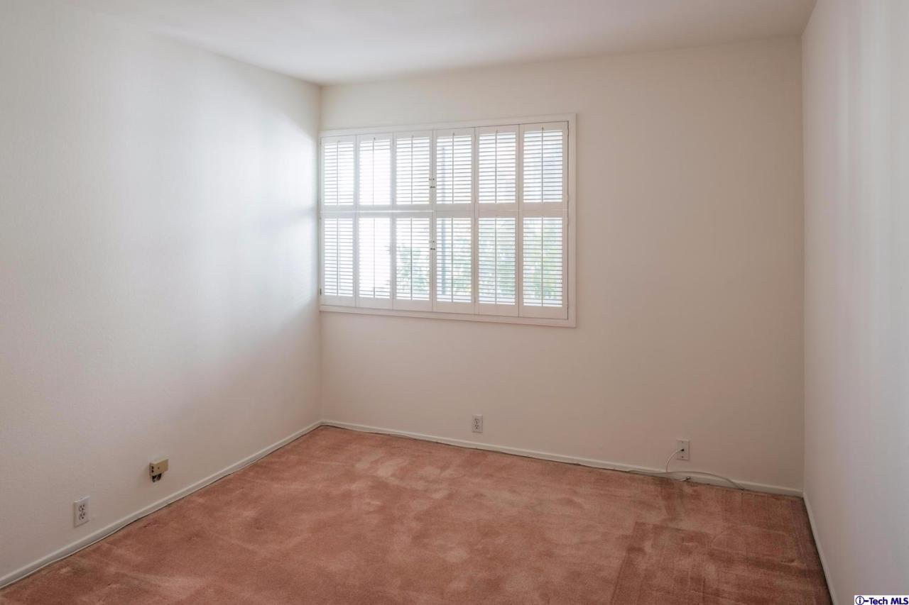 1333 Valley View Road, Unit 11 Glendale, CA 91202 - Photo 19 of 23 Additional Photo
