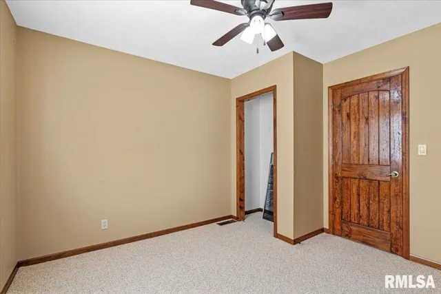 $164,900 | 103 South Henderson Street, Virden, IL 62690