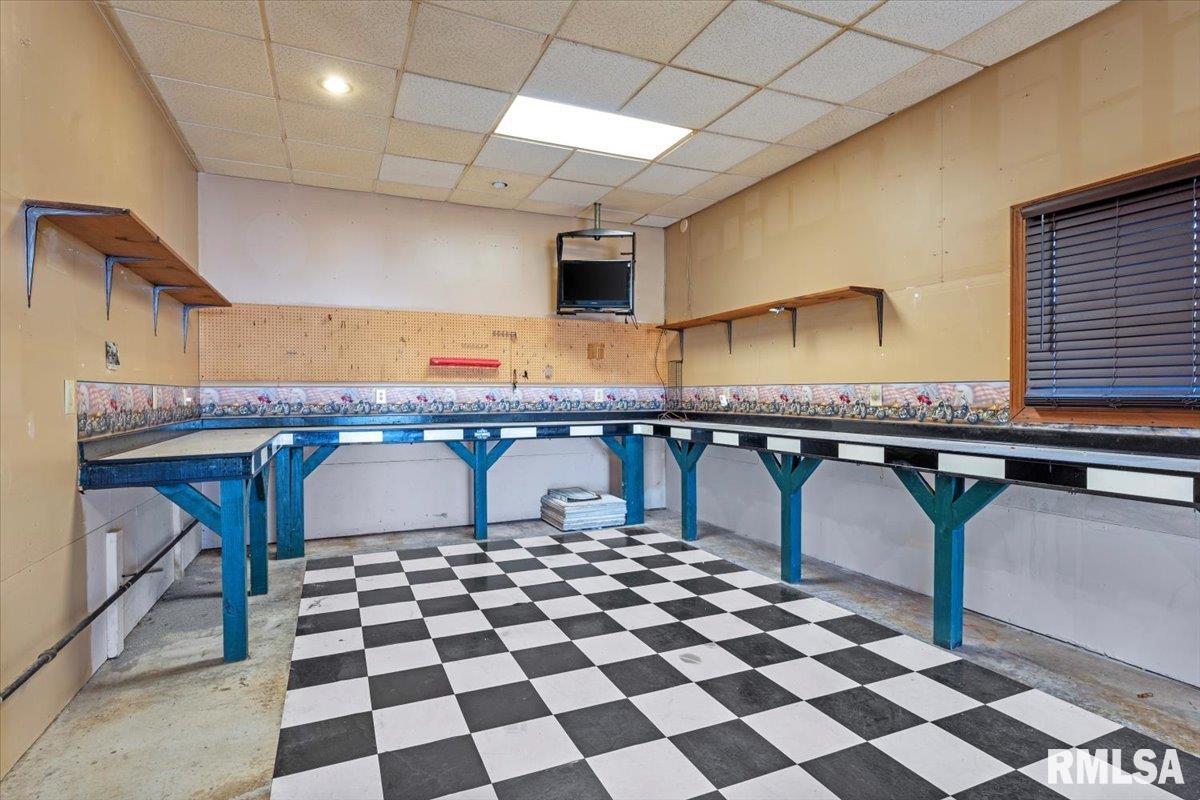 103 South Henderson Street Virden, IL 62690 - Photo 26 of 33